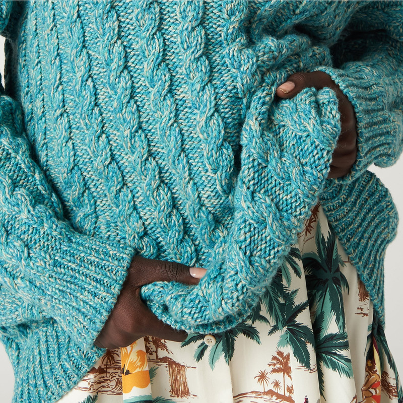 Wool and cashmere sweater 6