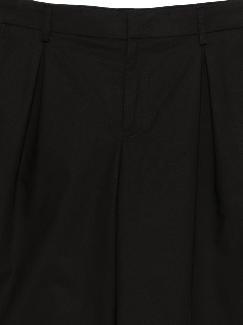 pleated trousers 3