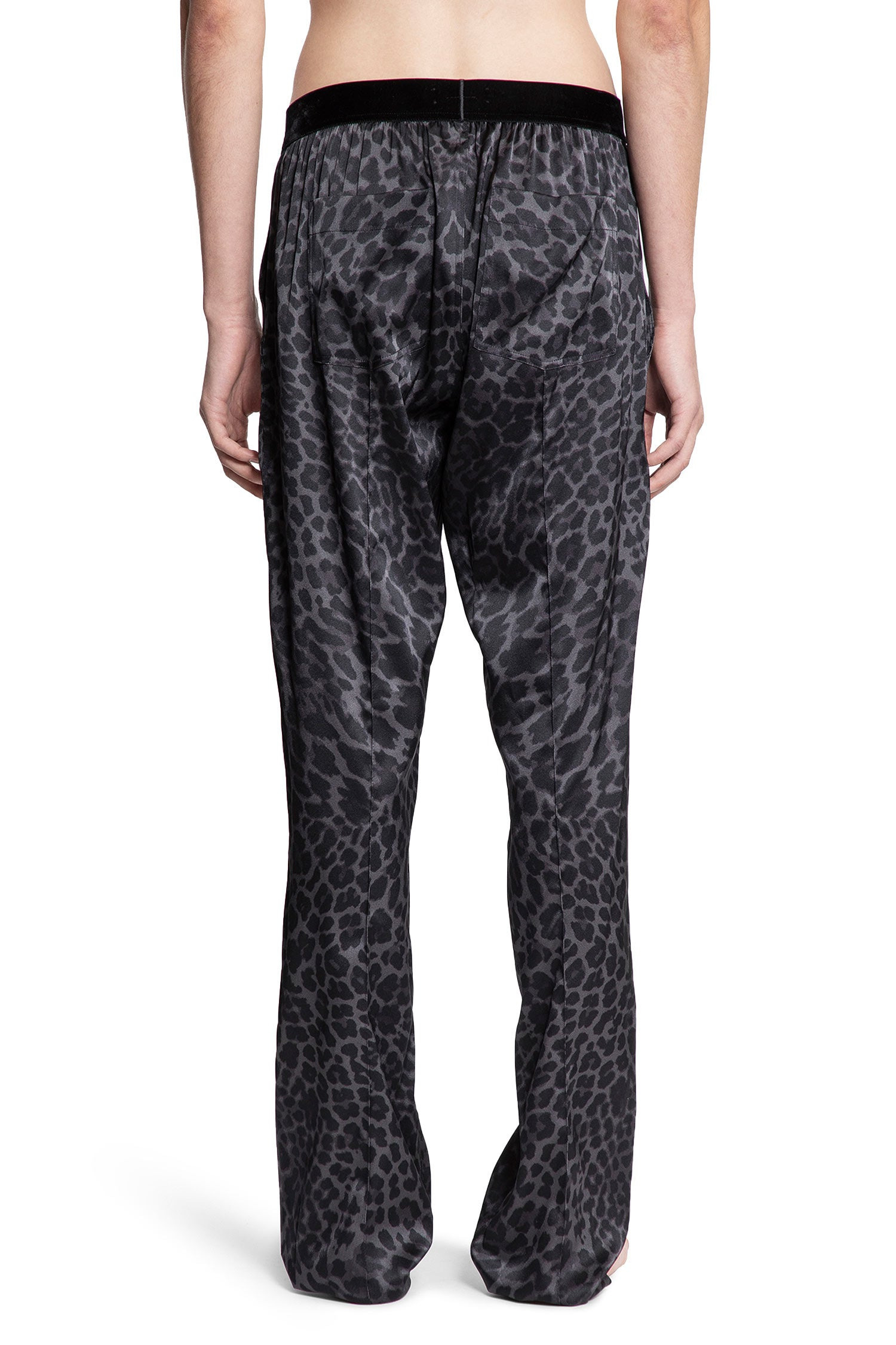 Reflective-Leopard-Print-Pyjamas - 3