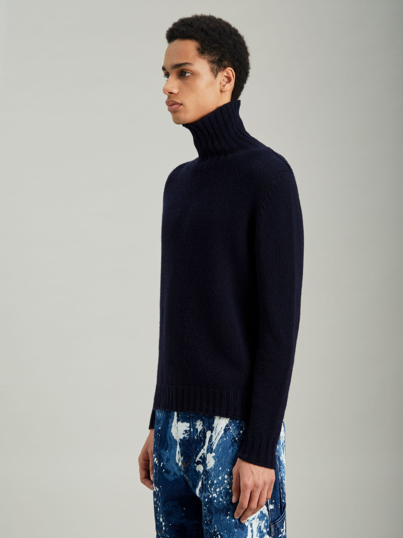 CURVED LOGO TURTLENECK SWEATER 4