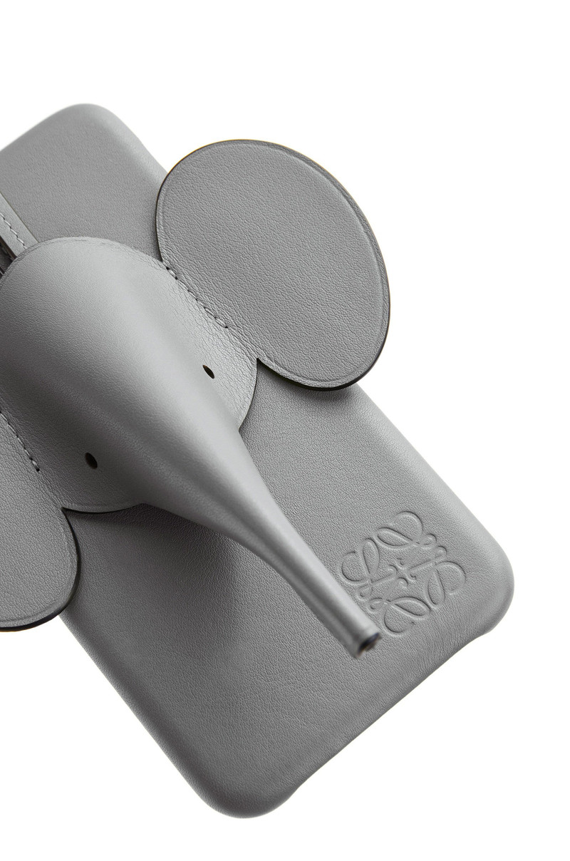 Elephant cover for iPhone 11 in pearlized calfskin 4