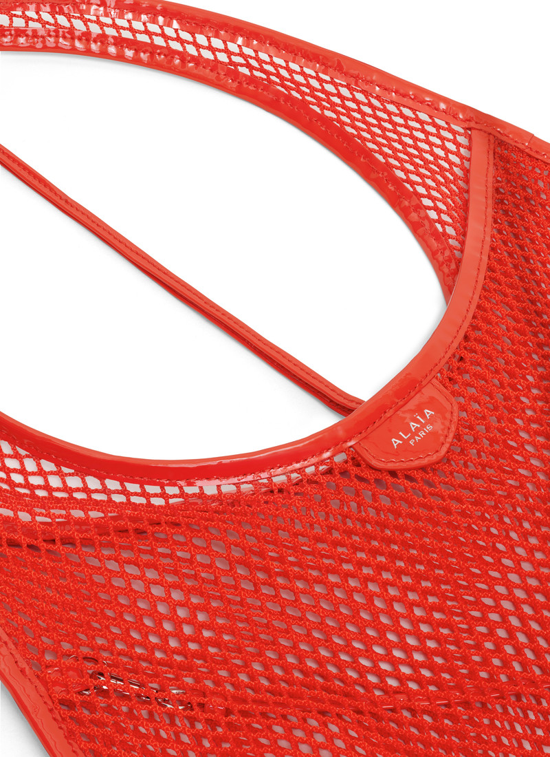 Alaïa ONE PIECE MEDIUM BAG IN FISHNET outlook