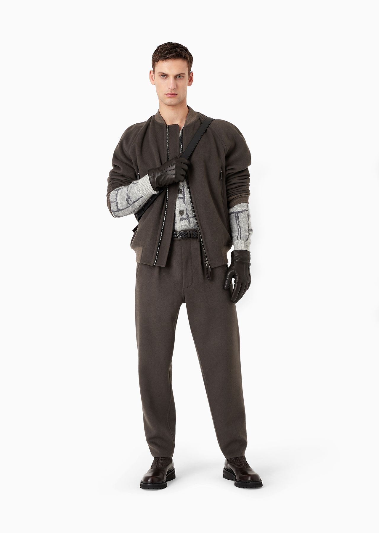 One-pleat trousers in double cashmere cloth - 4