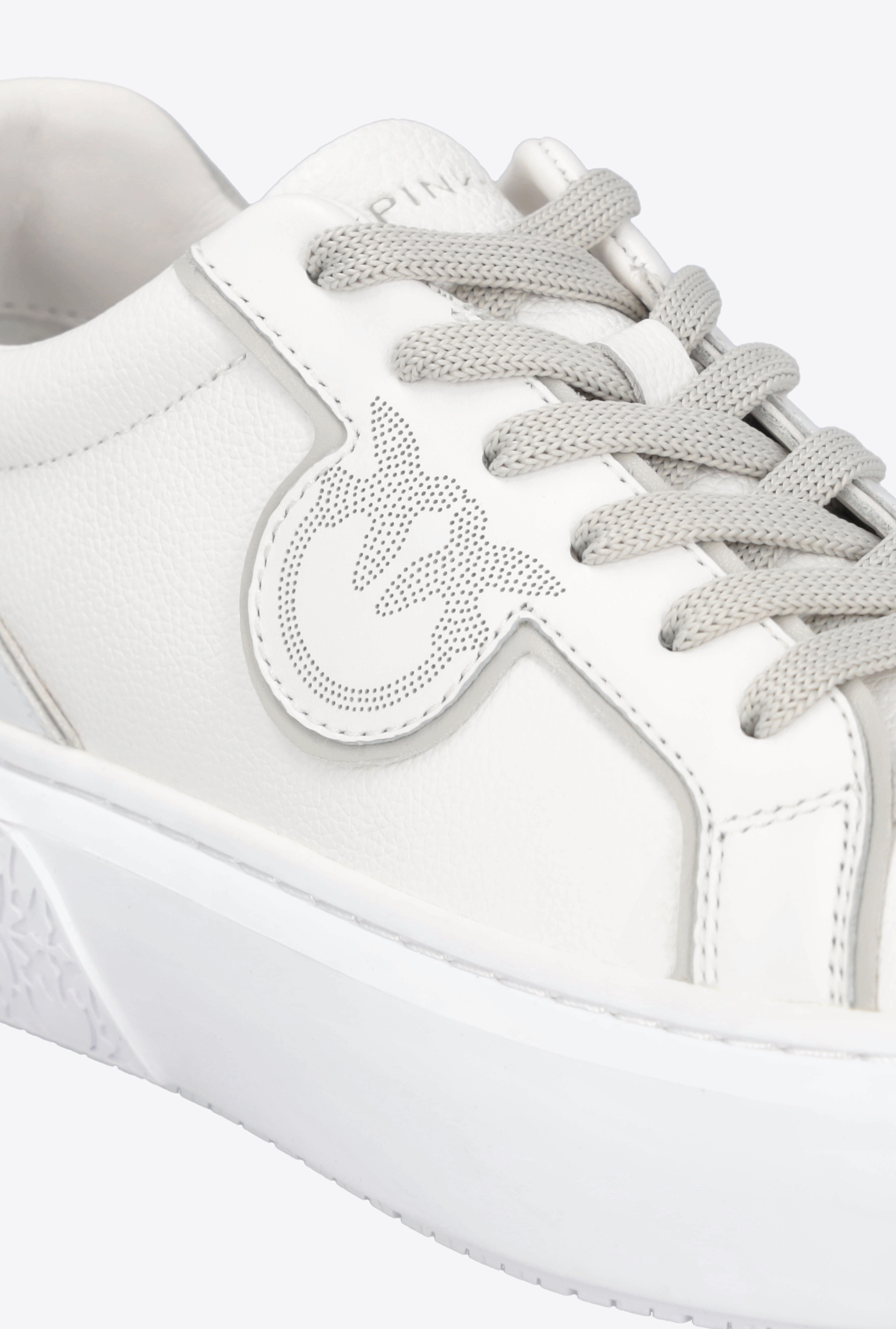 LEATHER SNEAKERS WITH CONTRASTING DETAILS - 4