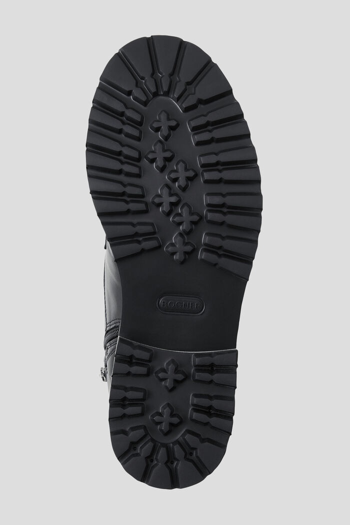 Courchevel Boots in Black - 5