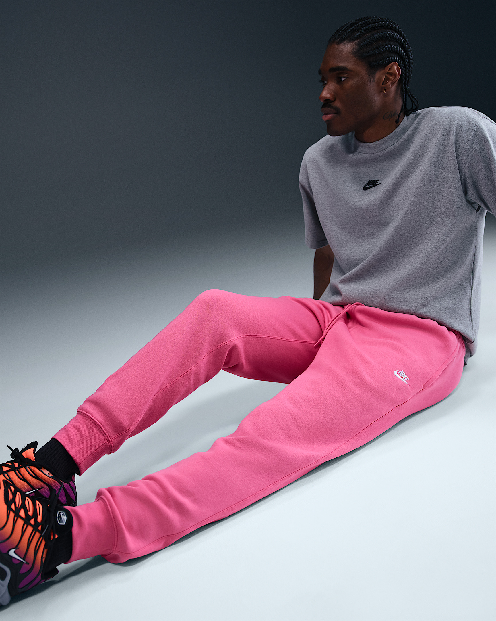 Nike Club Men's Joggers - 5