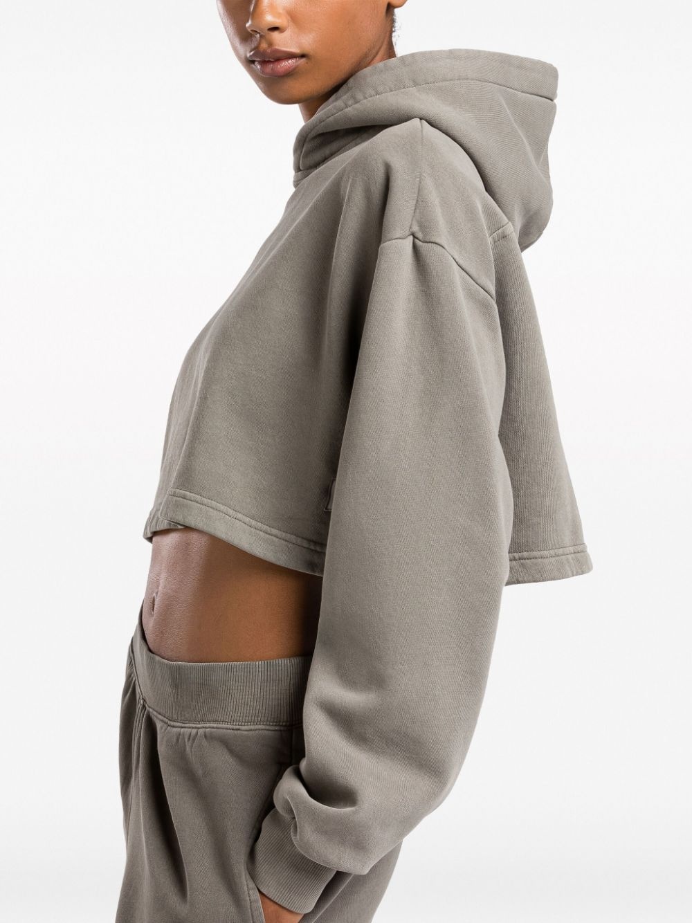 Classics drop-shoulder cropped hoodie - 5