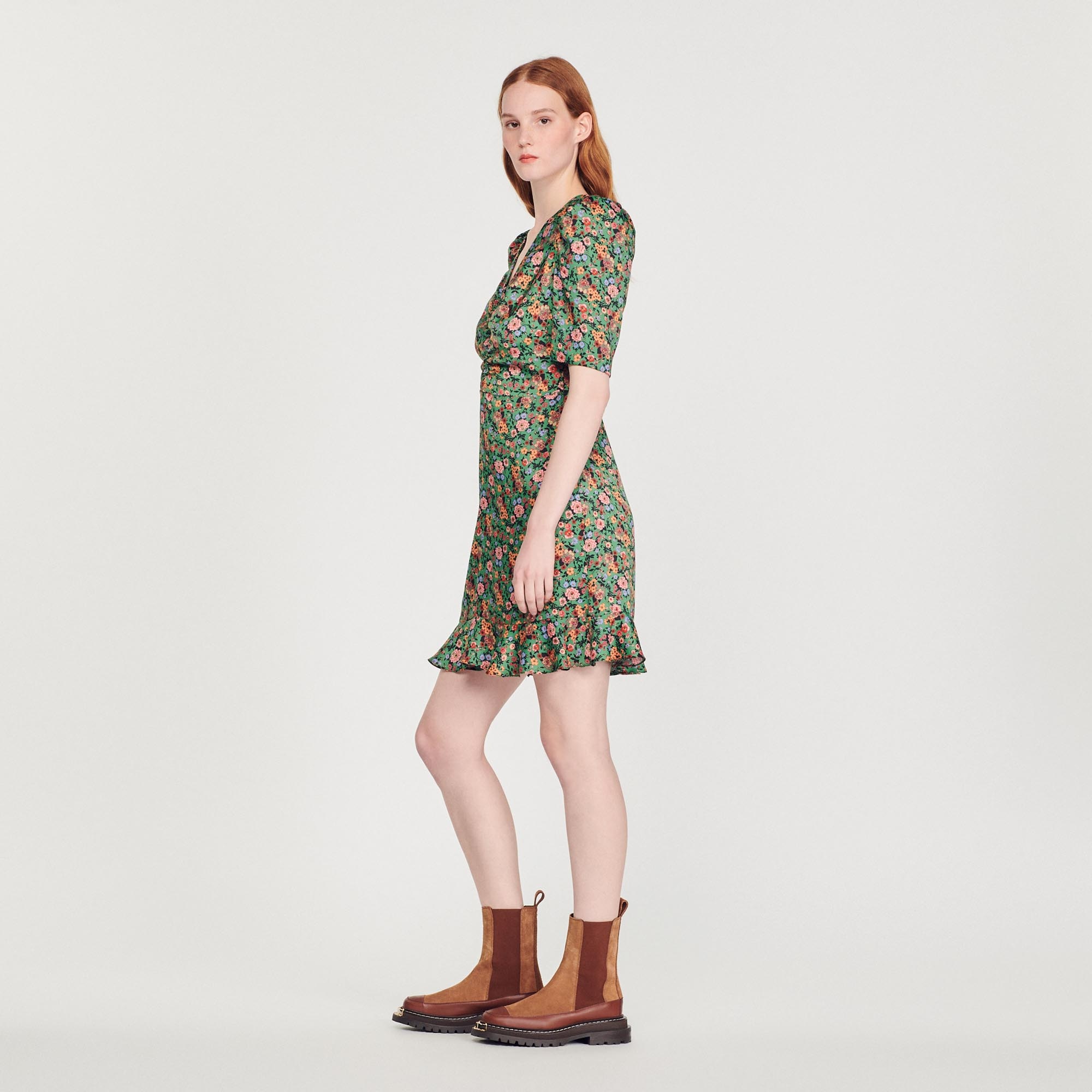 Short dress with Autumn Flowers print - 7