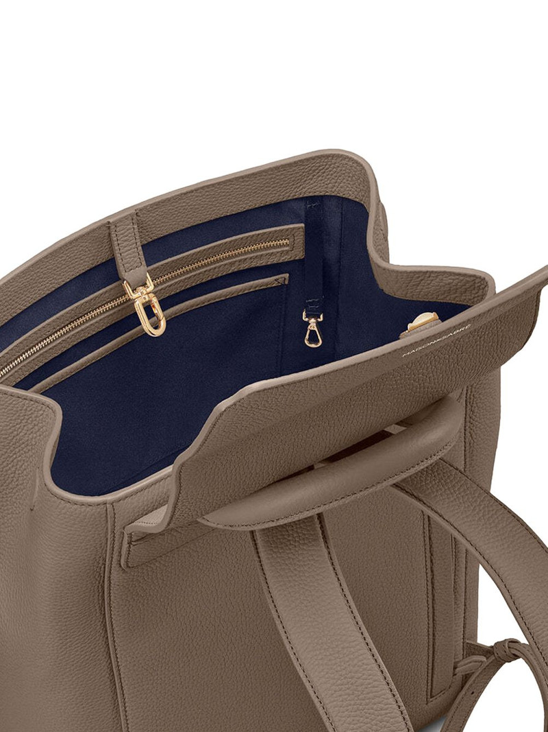 The Medium Soft backpack 7
