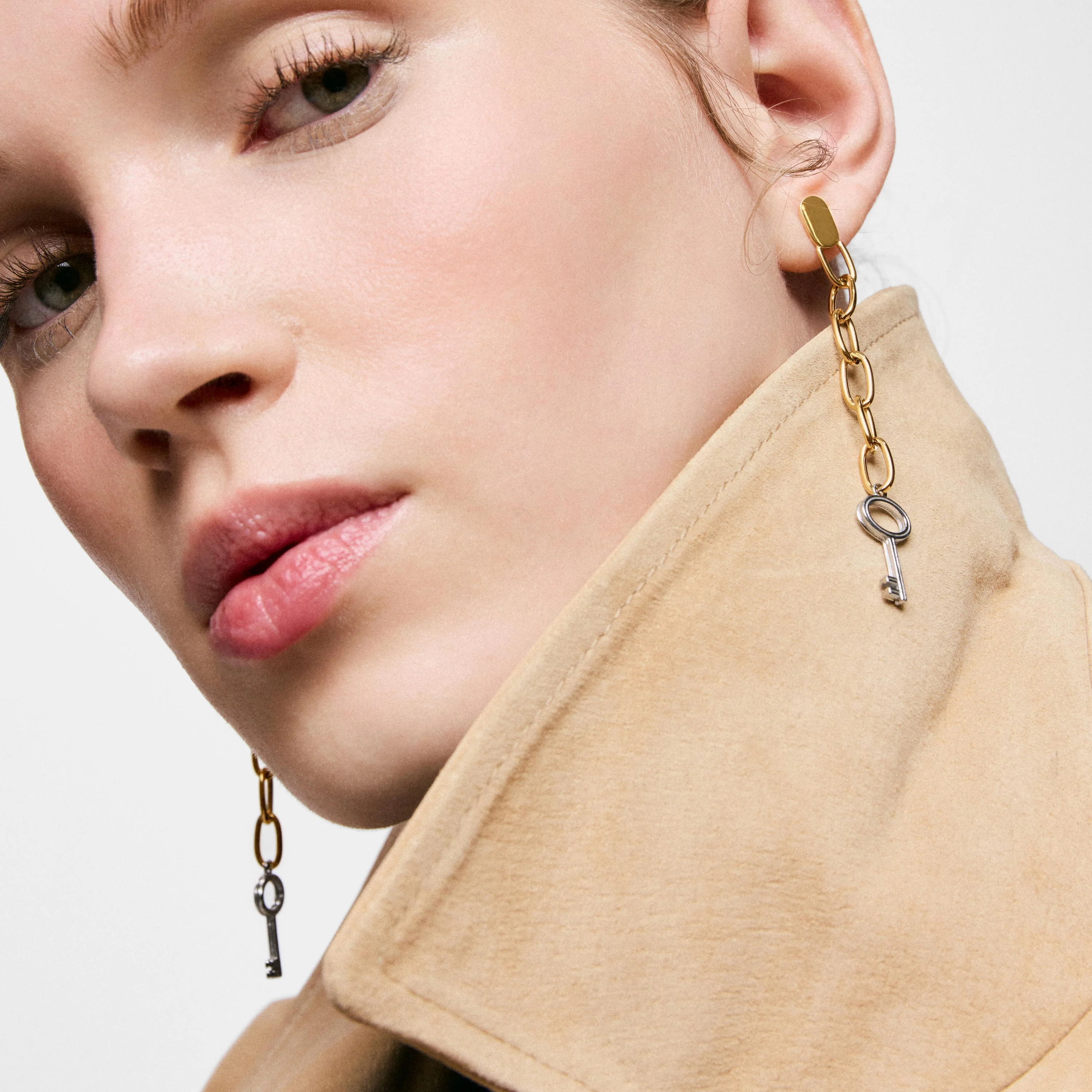 Long two-tone steel Earrings with key charm TOUS Charming - 1