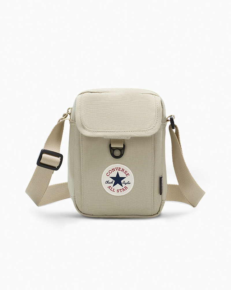 Chuck Taylor Patch Crossbody 2 Bag 1