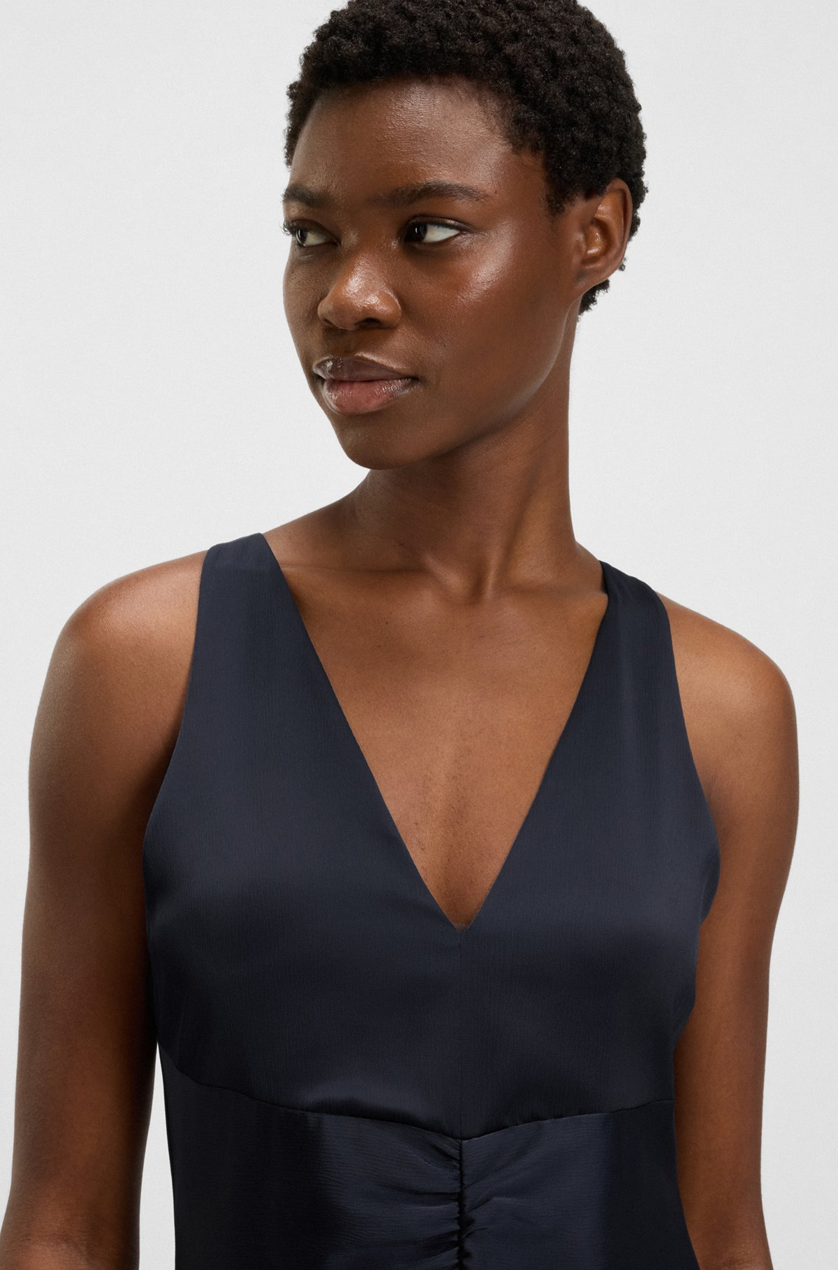CRINKLE-SATIN DRESS WITH GATHERED FRONT - 5