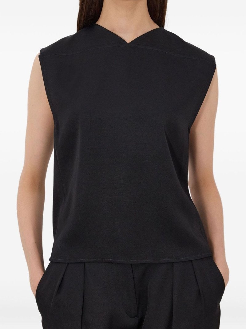 boxy V-neck top 5