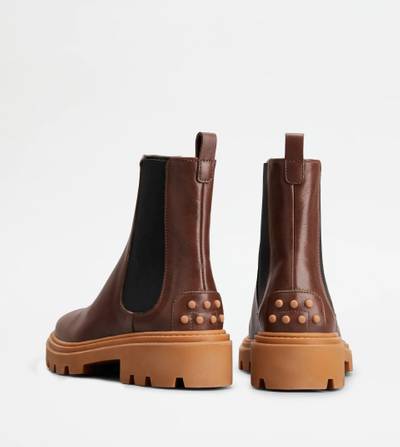 Tod's TOD'S CHELSEA BOOTS IN LEATHER - BROWN outlook