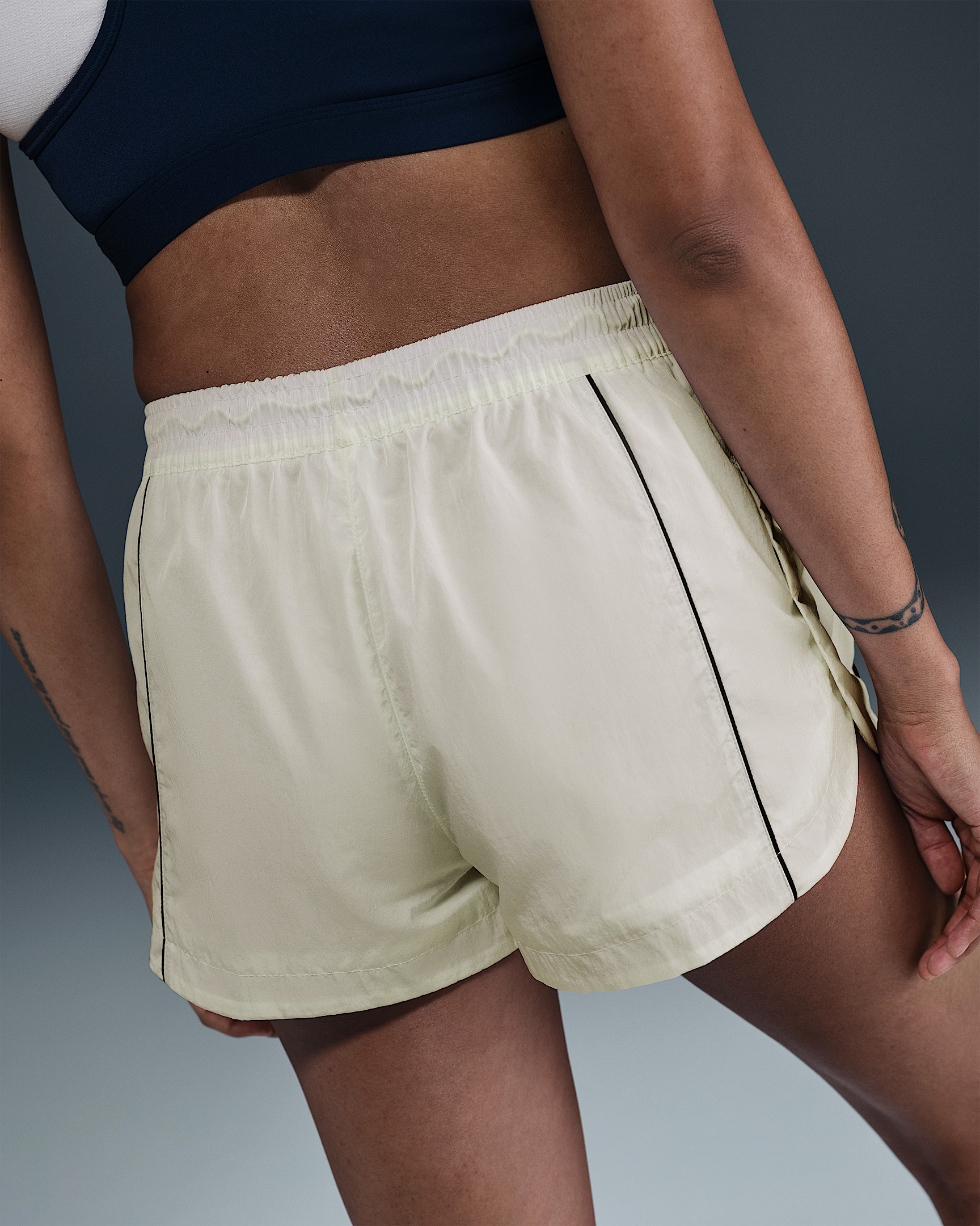 Nike Windrunner Women's Mid-Rise 2" Woven Shorts - 3