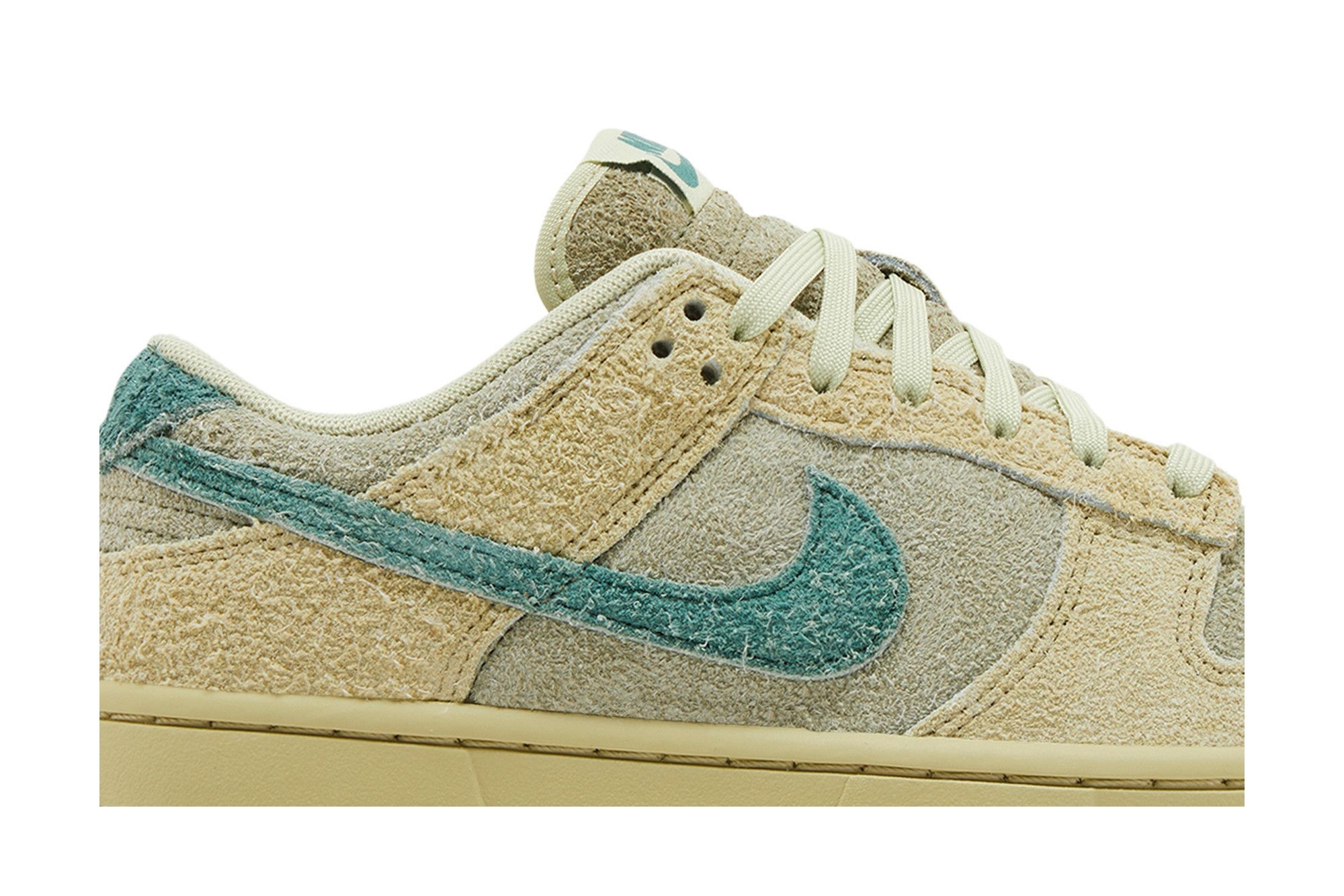 Wmns Dunk Low 'Olive Aura' - 2