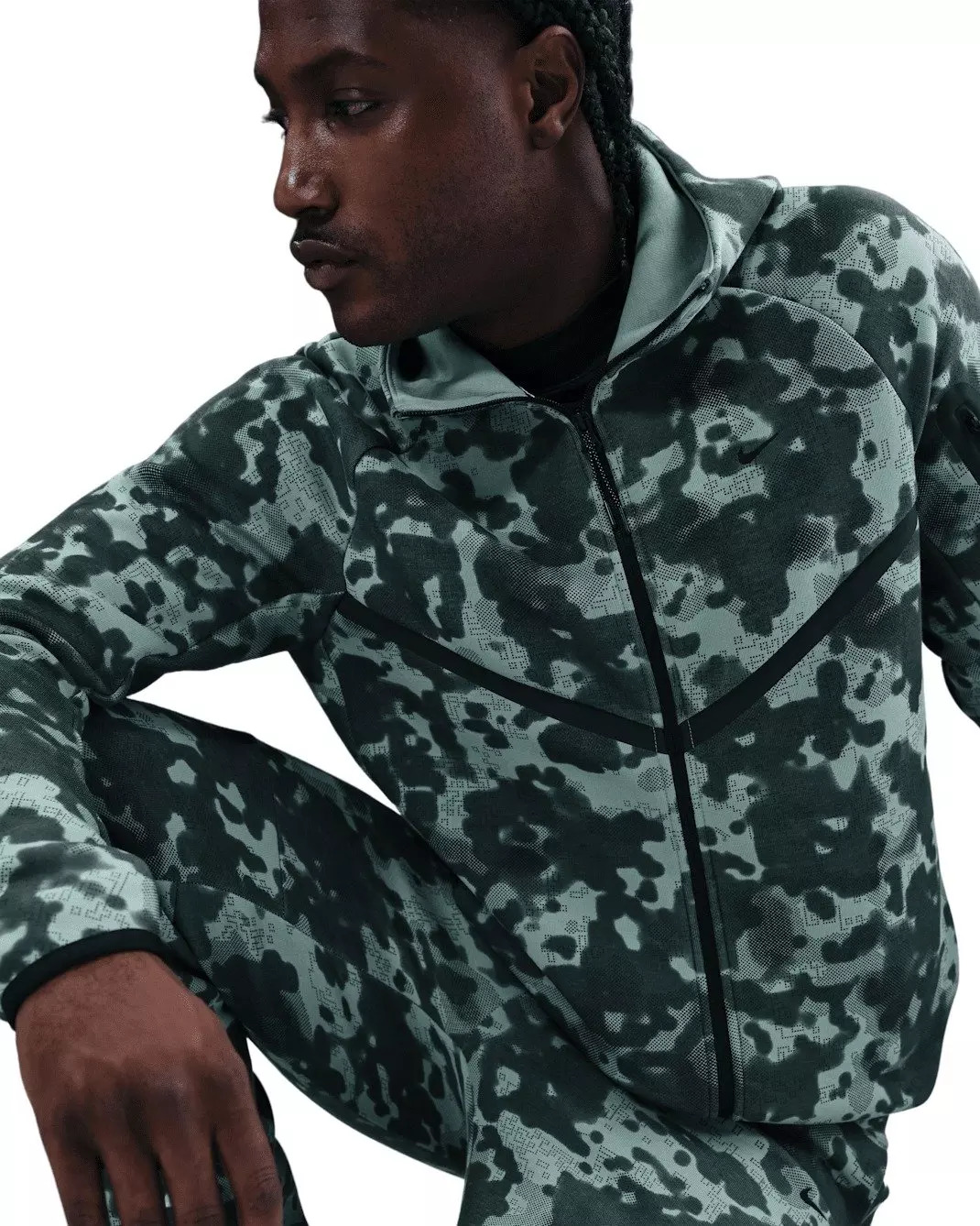 Men's Tech Full-Zip Fleece Camo Windrunner Jacket - Green - 3