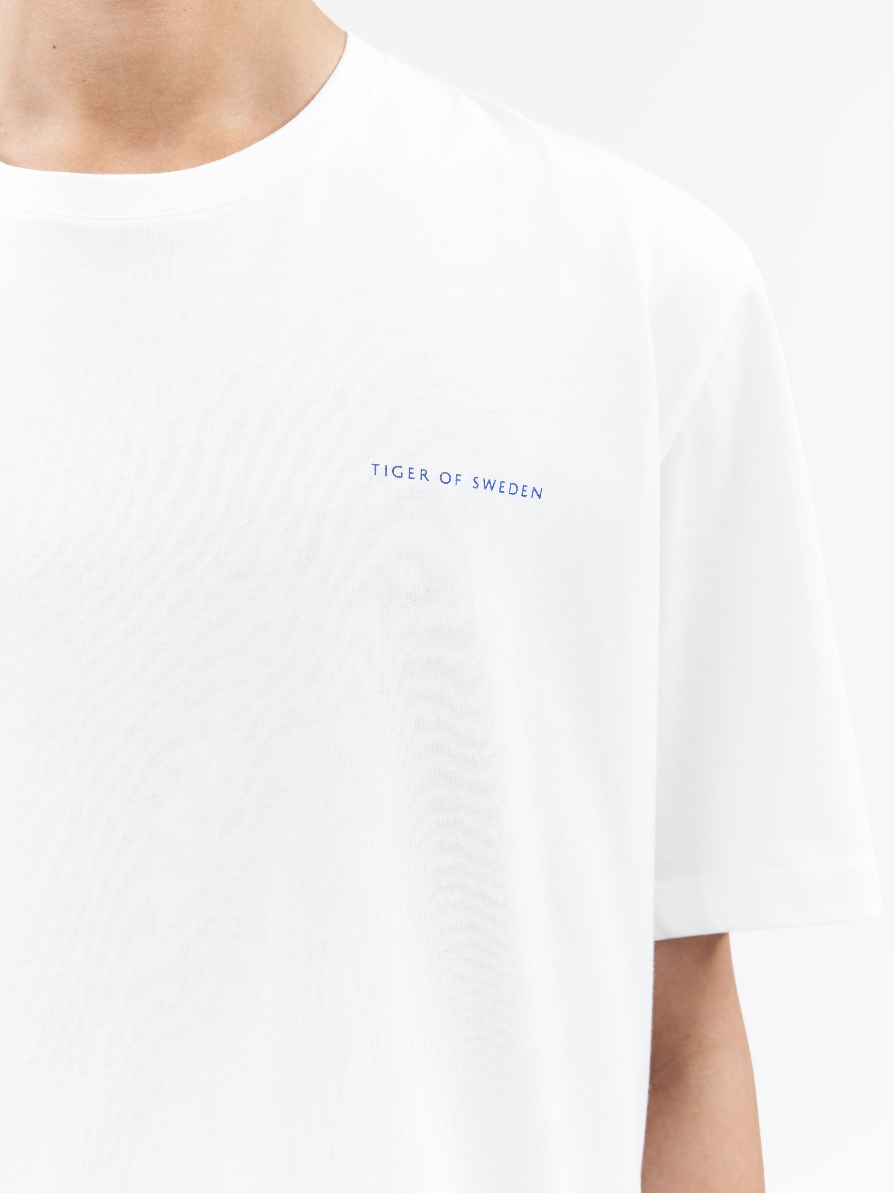 Pro Short-Sleeved Cotton T-shirt - 5