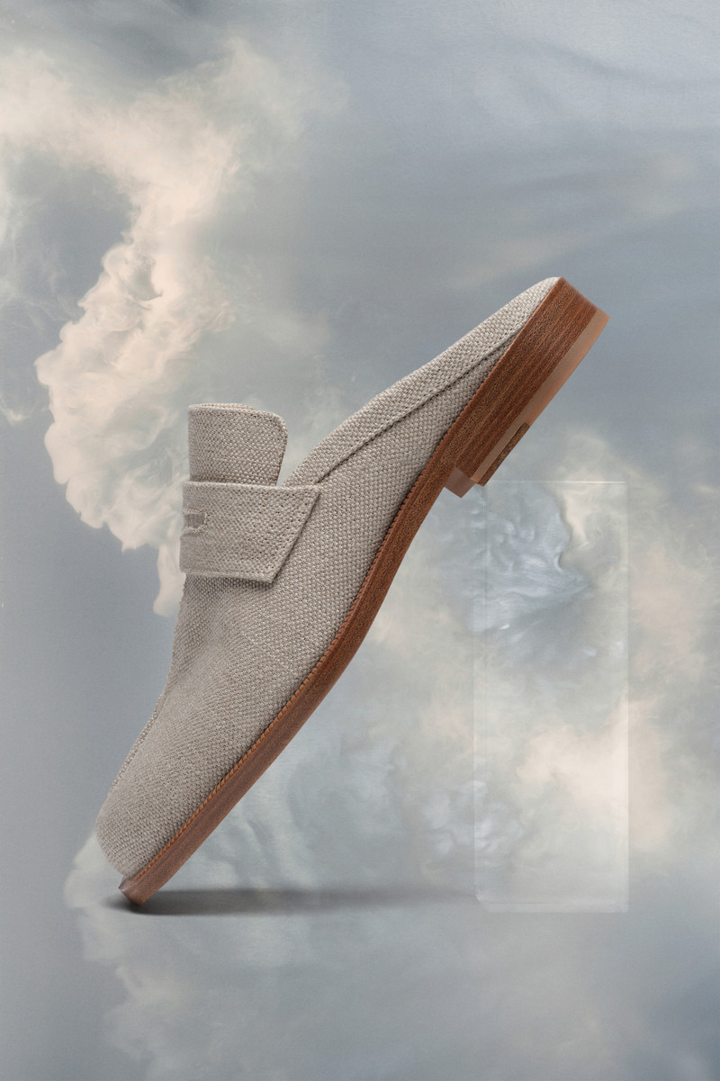 Maison Margiela Tabi mule outlook