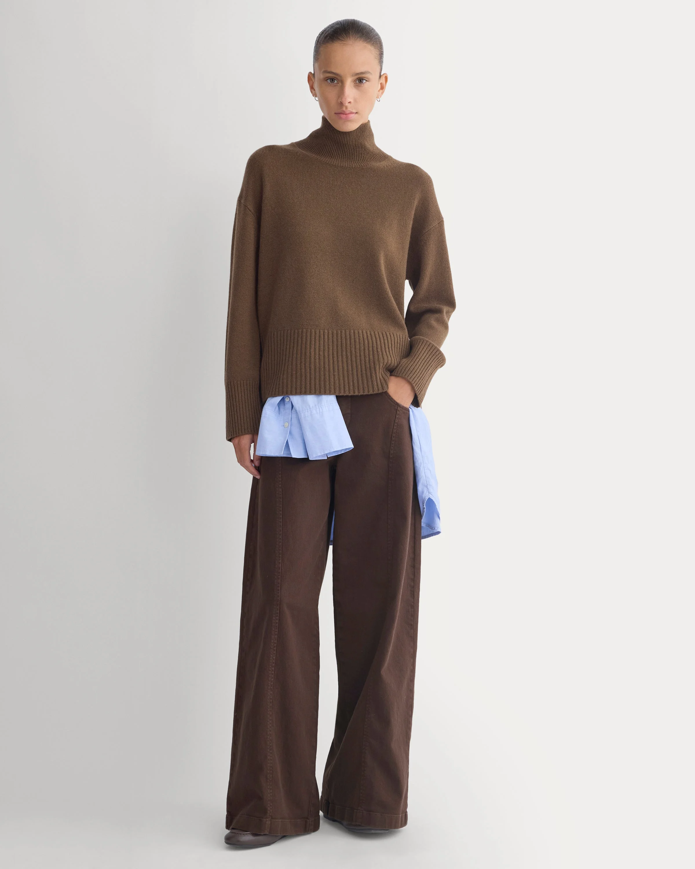 THE BOXY TURTLENECK IN CASHMERE - 1
