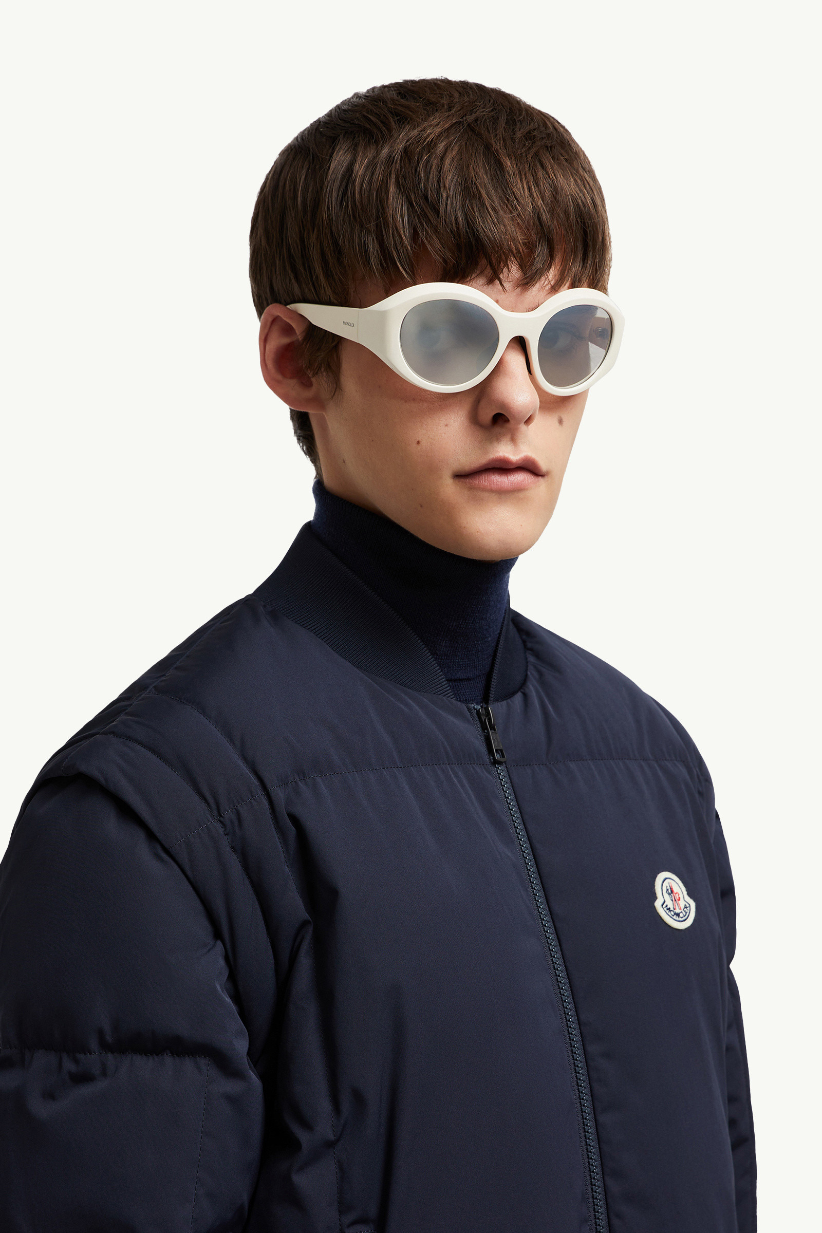 Futuro Round Sunglasses - 10