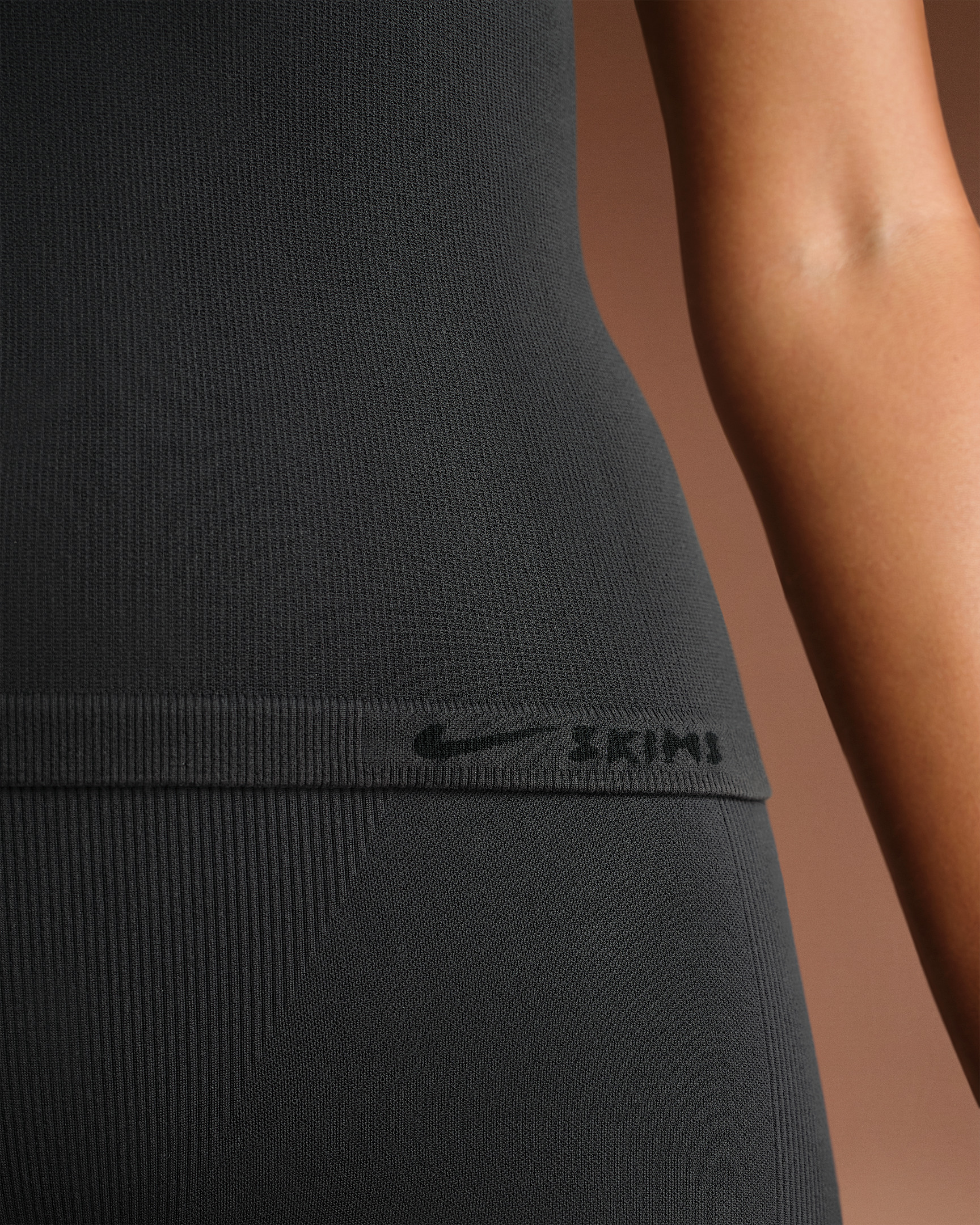 NikeSKIMS Vintage Seamless Women's Racerback Tank Top - 6