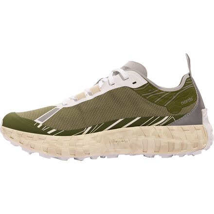 001 Shoe - Women's - 3