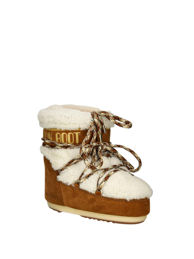 MOON BOOT Boots with logo outlook