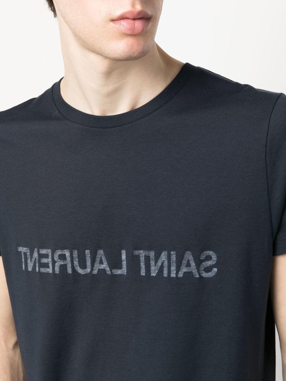 Reverse logo-print cotton T-shirt - 5