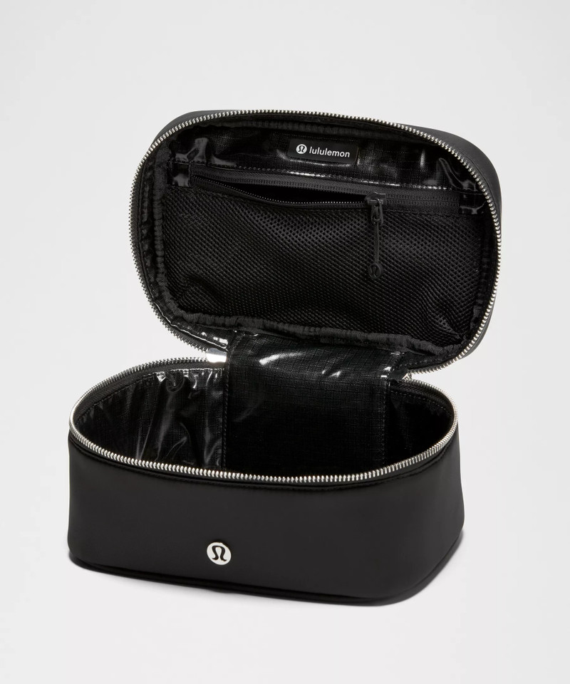 Travel Toiletry Bag 3.5L 4