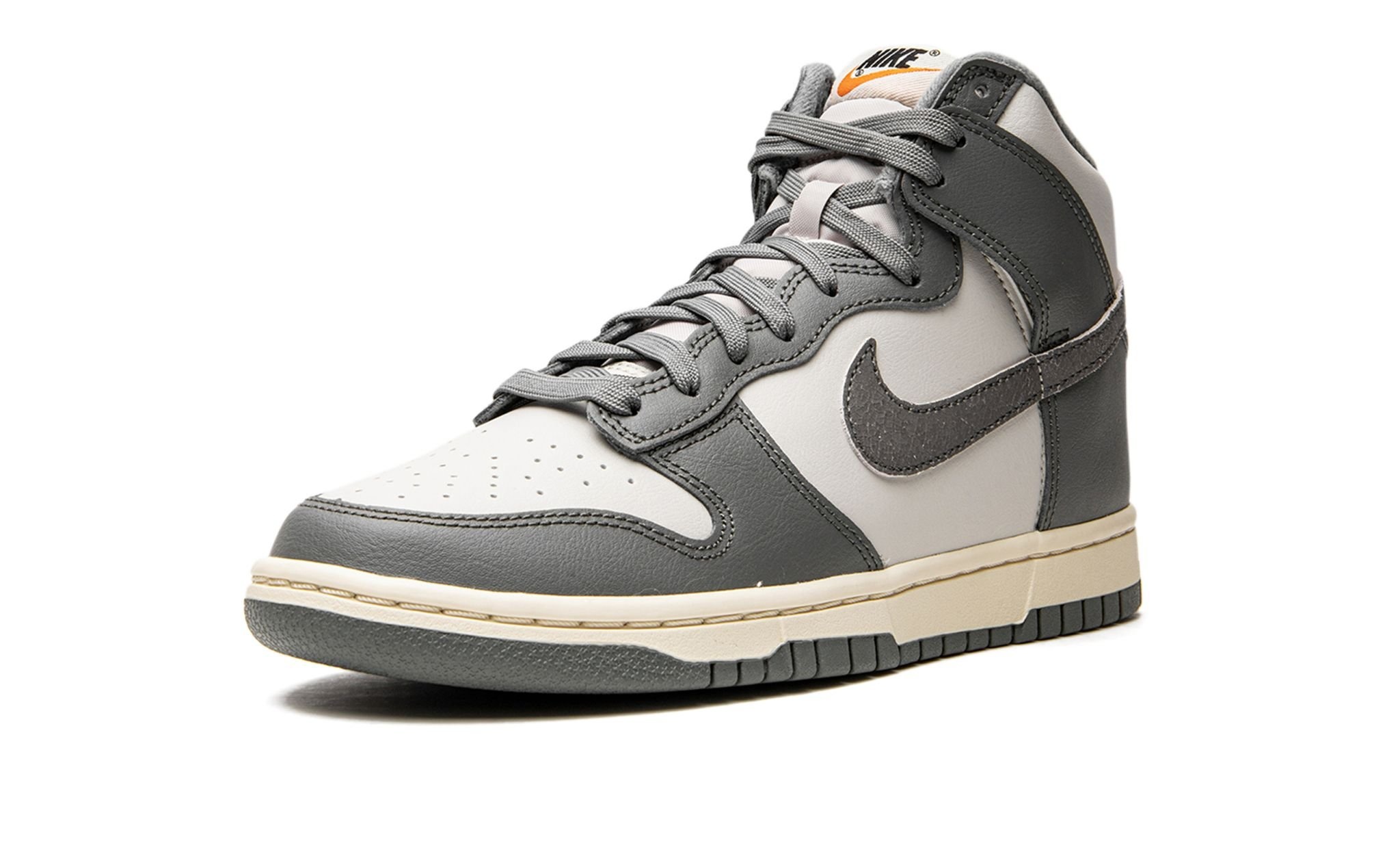 Dunk High "Light Bone / Tumbled Grey" - 4