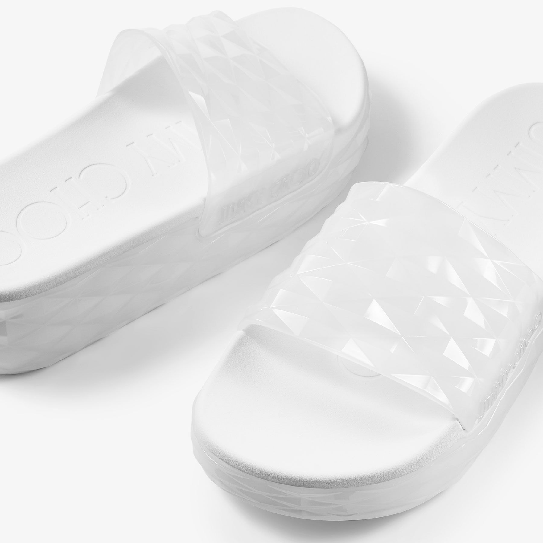 JIMMY CHOO Diamond Slide/f ラバー Diamond スライドサンダル JIMMY CHOO Diamond Slide/F White Rubber Diamond Slides