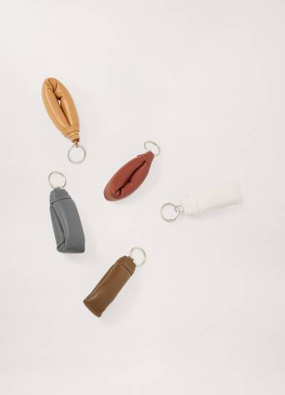 Lemaire WADDED KEY HOLDER
SOFT GRAINED LEATHER outlook