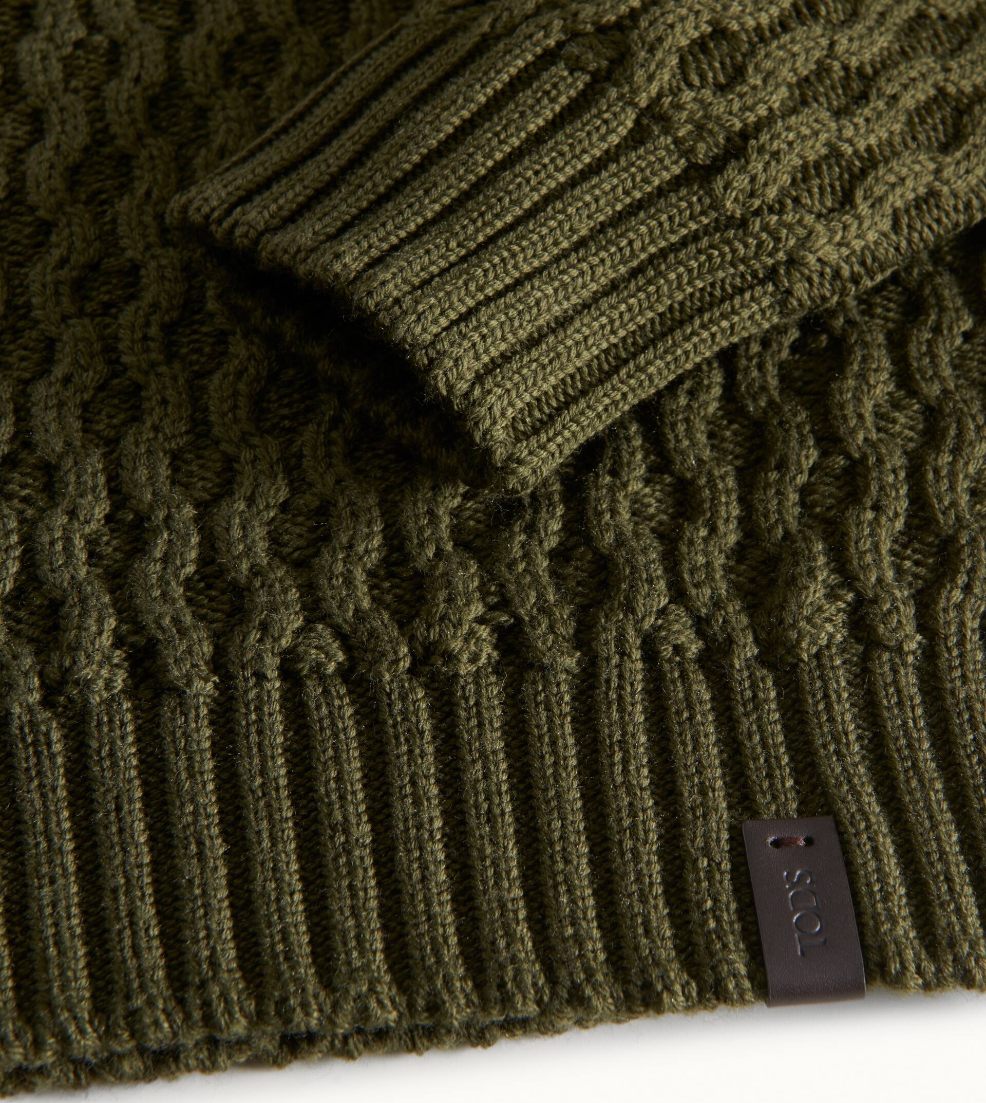 ROUND NECK JUMPER - GREEN - 5