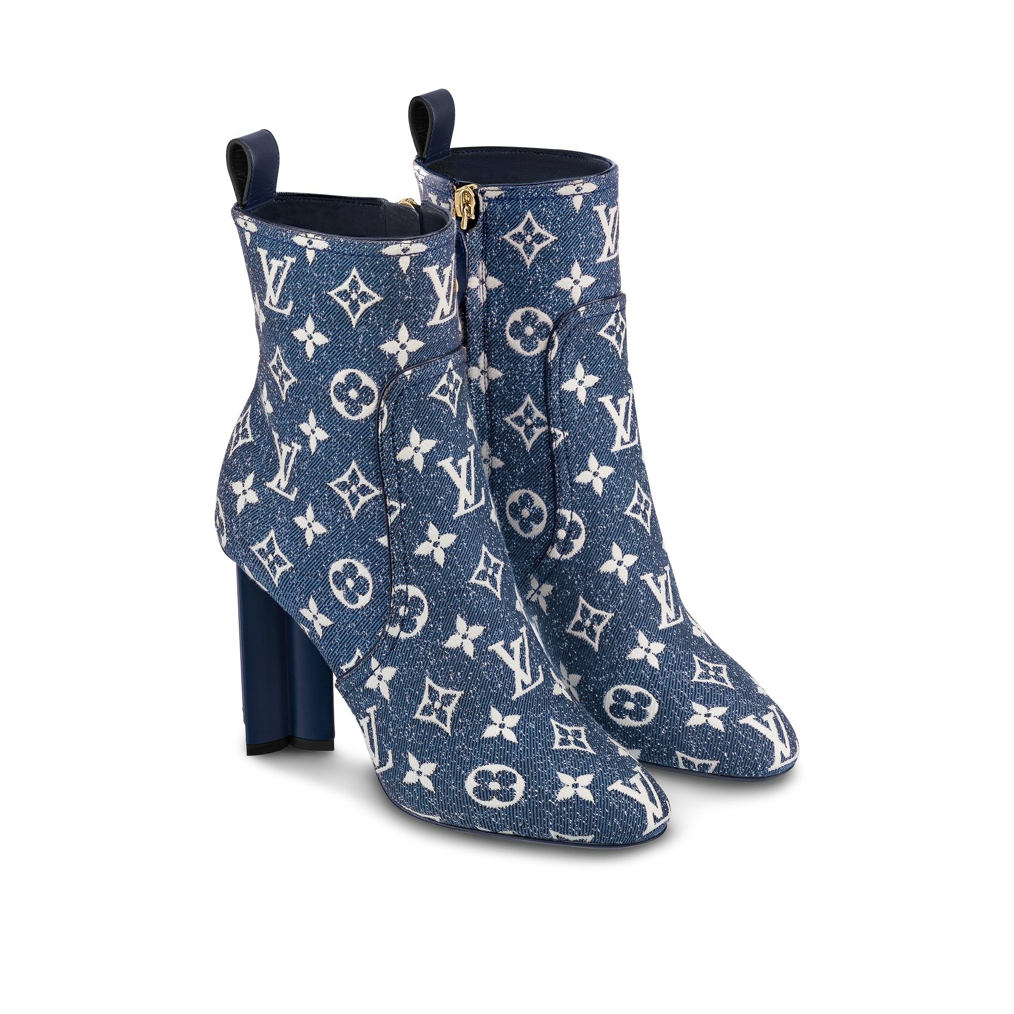Silhouette Ankle Boot - 4