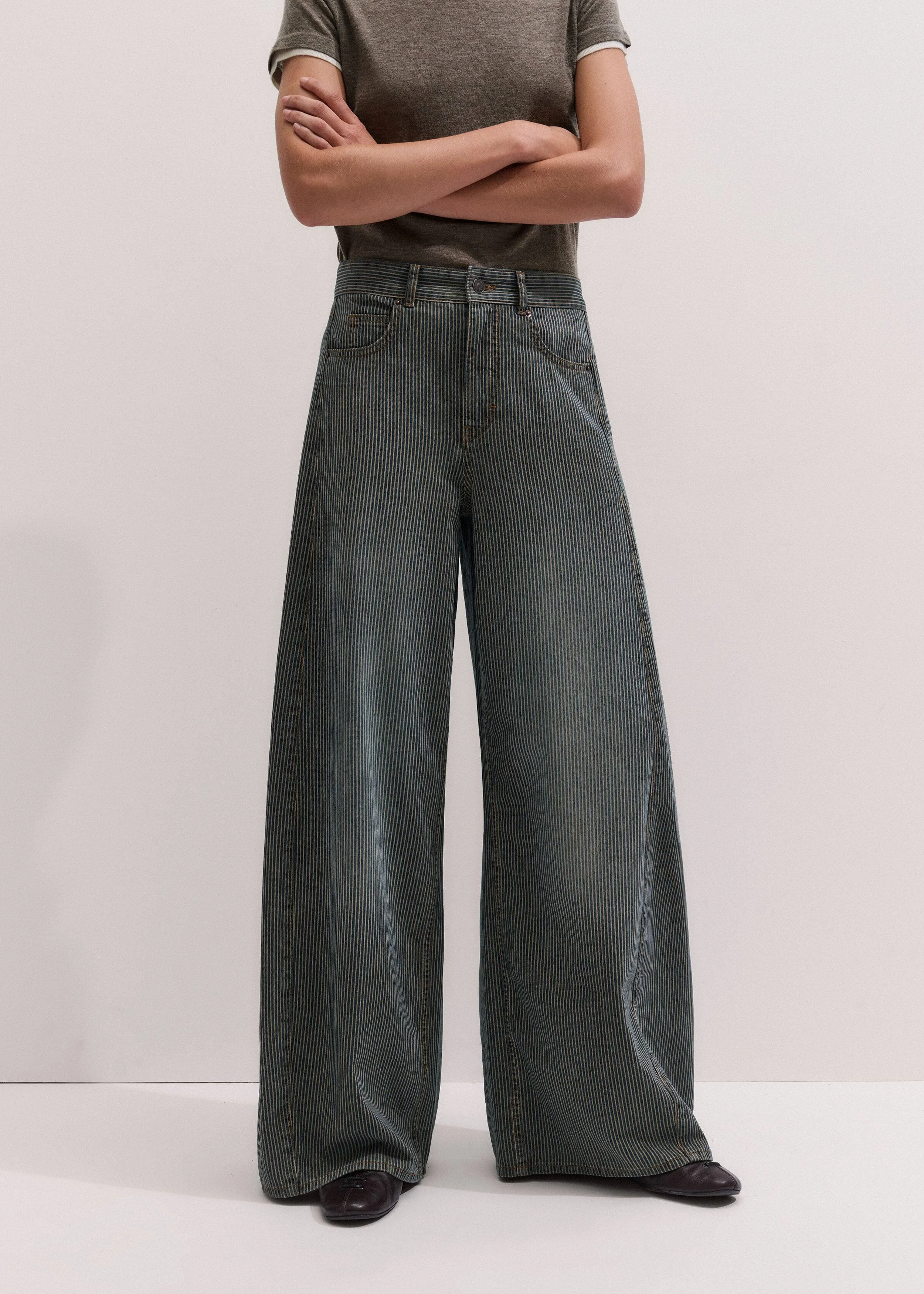 Very Wide Taper Jean - 1