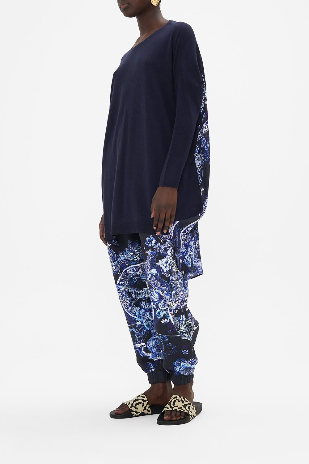 LONG SLEEVE JUMPER WITH PRINT BACK - 4