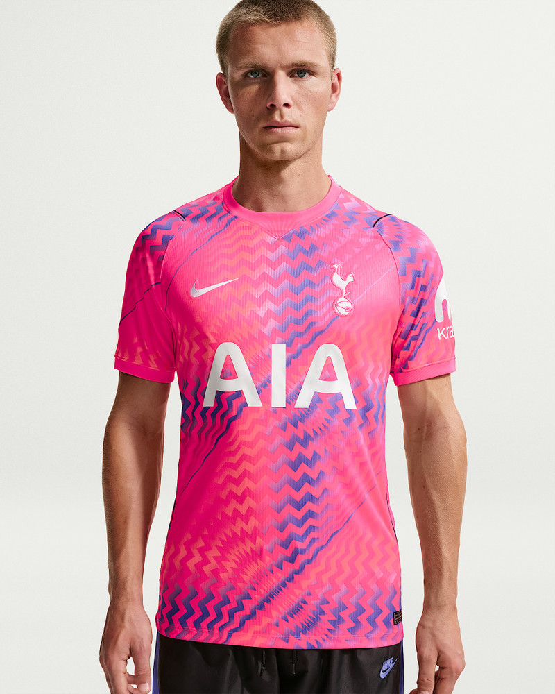 Tottenham Hotspur 2026/27 Stadium Goalkeeper Men's Nike Dri-FIT Soccer Short-Sleeve Replica Jersey 1