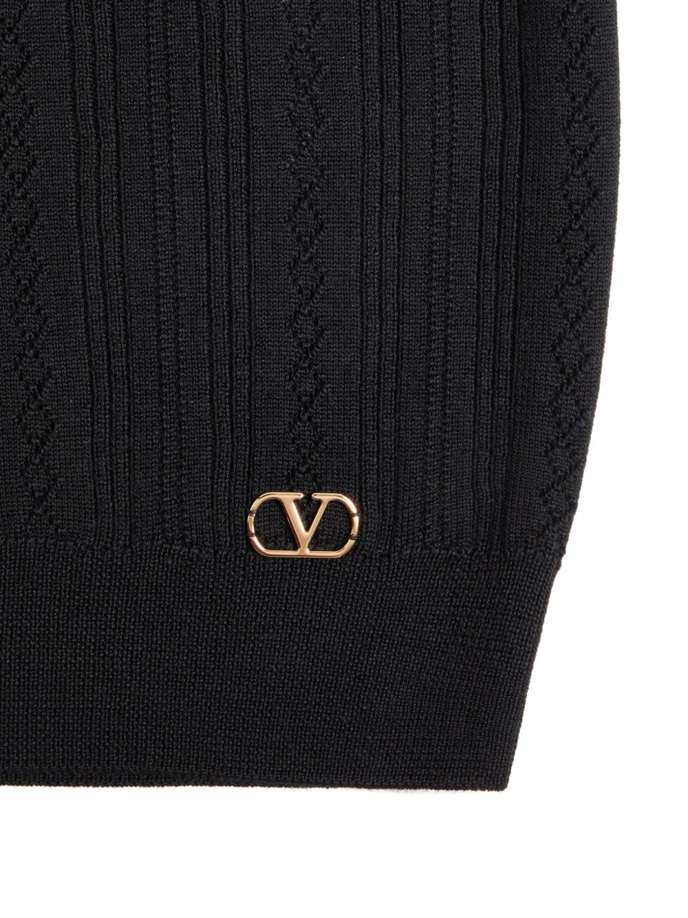 v-logo cable-knit jumper - 3
