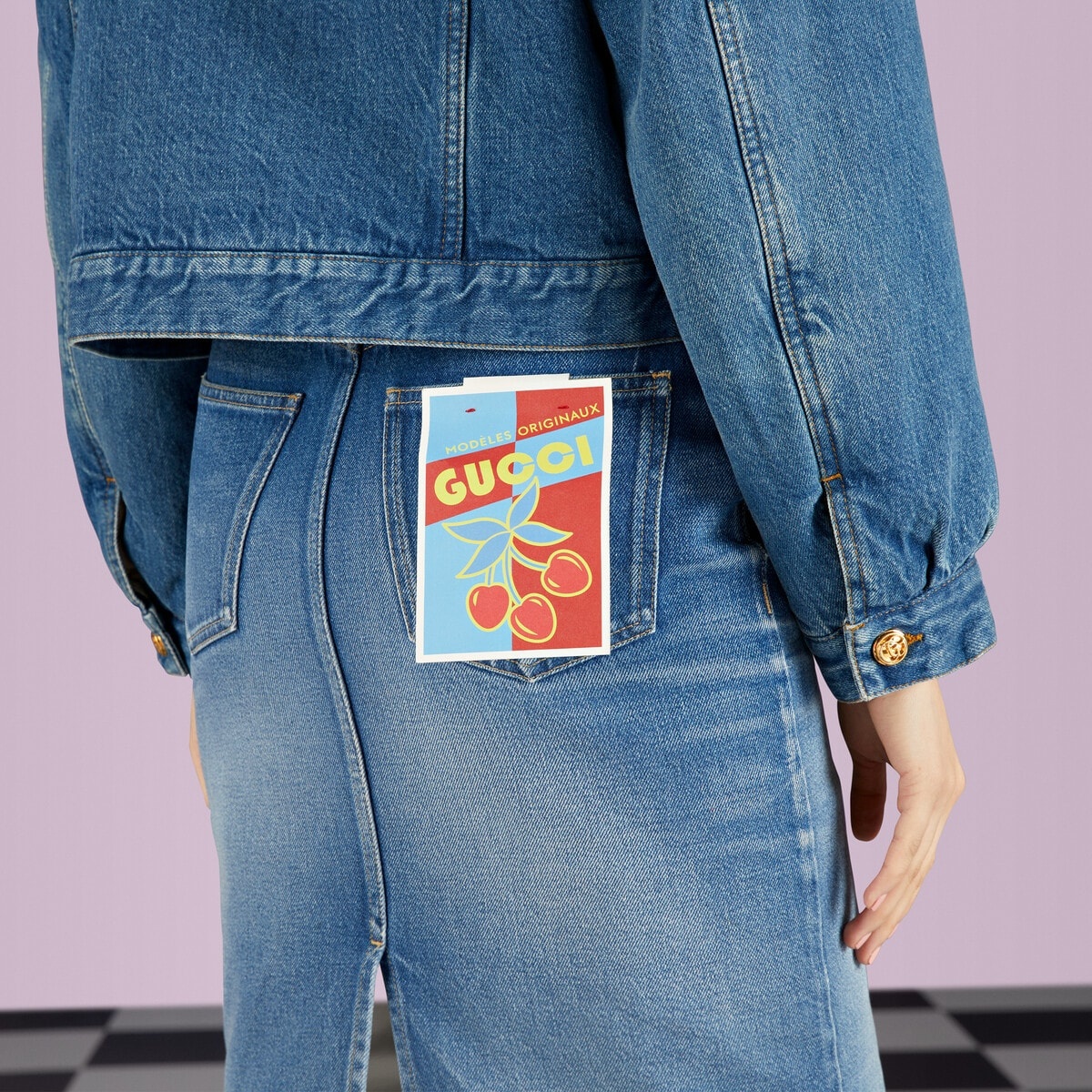 Denim skirt with Gucci label - 4