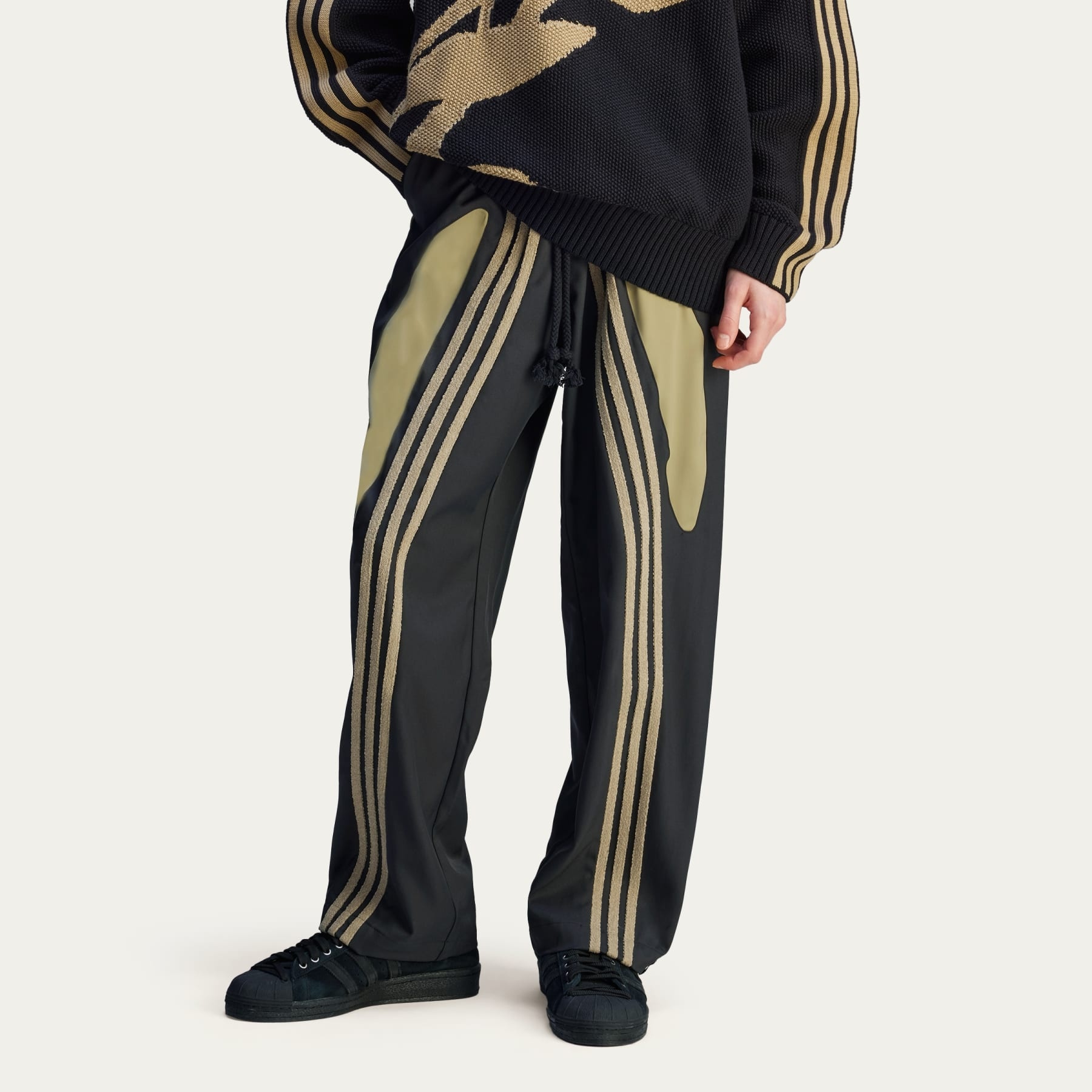 【ADIDASx SONG FOR THE MUTE】SFTM WOVEN PANT SFTM x ADIDAS 005 Woven Track Pant / Song for the Mute