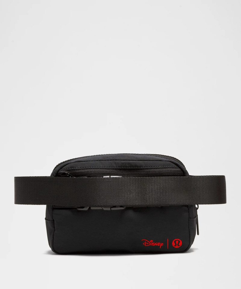 Disney x lululemon *Everywhere Belt Bag Long Strap 1L Mickey Outline 3