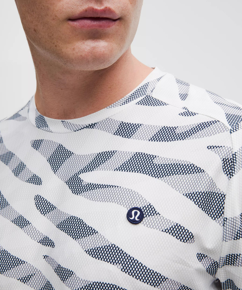 Ventilated Short-Sleeve Tennis Shirt 7