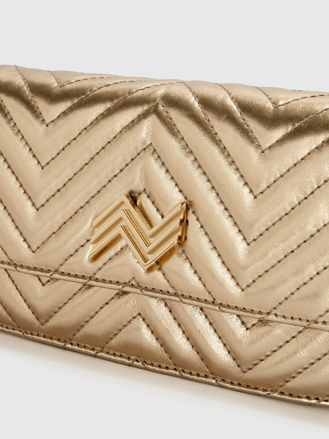 On-chain wallet in zig zag leather - 3