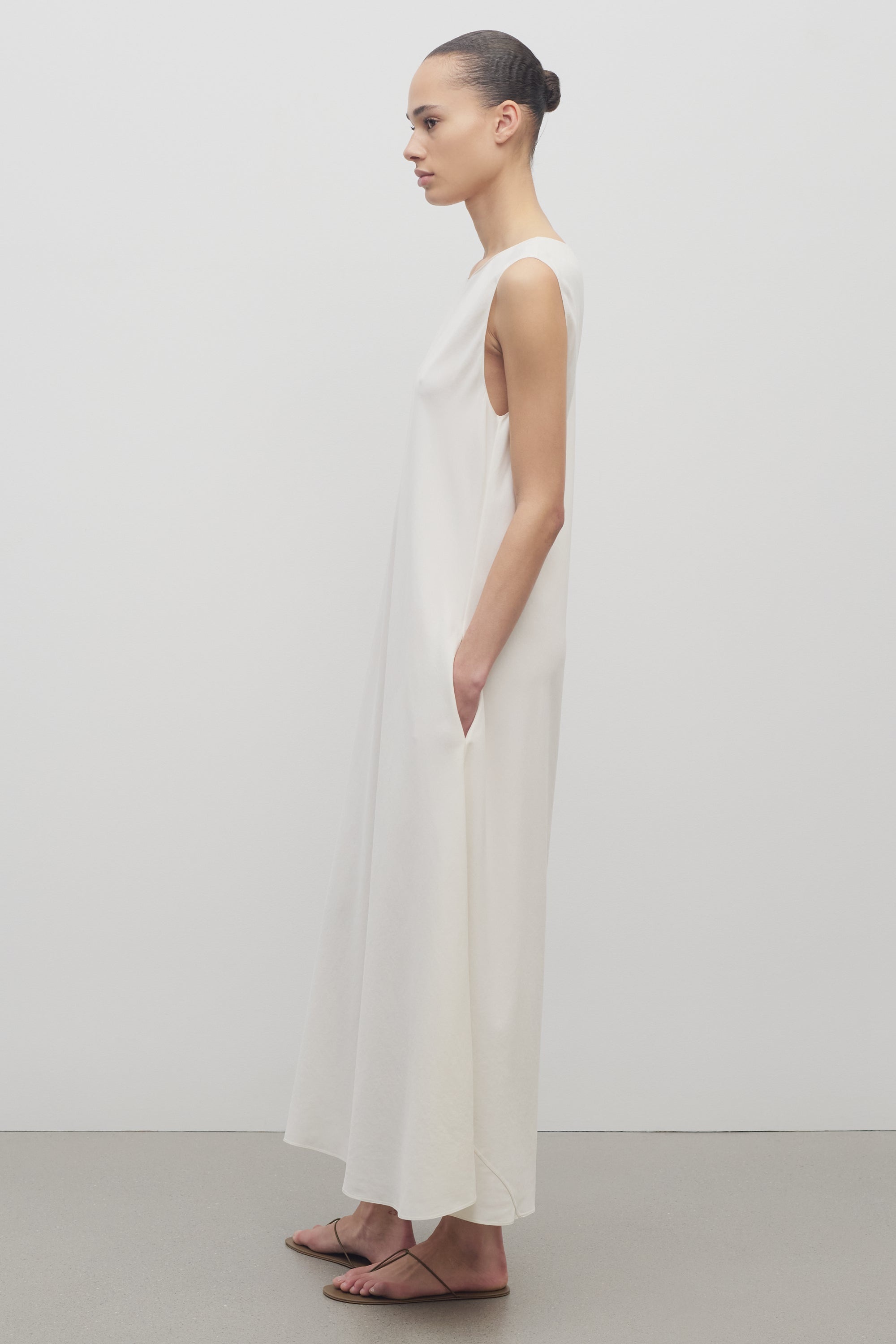 Nicole Dress in Silk - 4