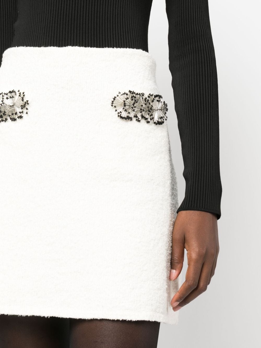 bead-embellished bouclé miniskirt - 4