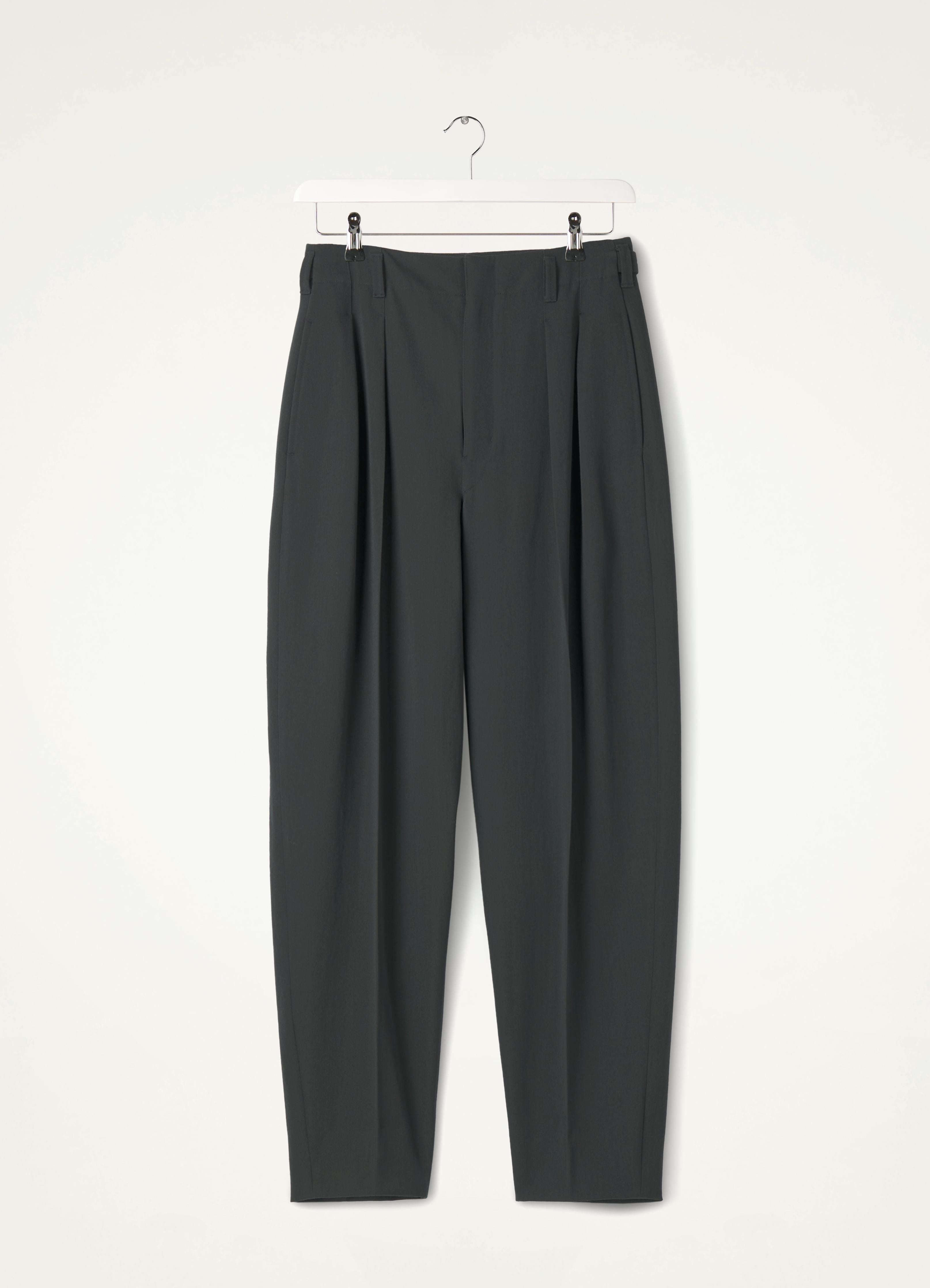 PLEATED TAPERED PANTS - 1