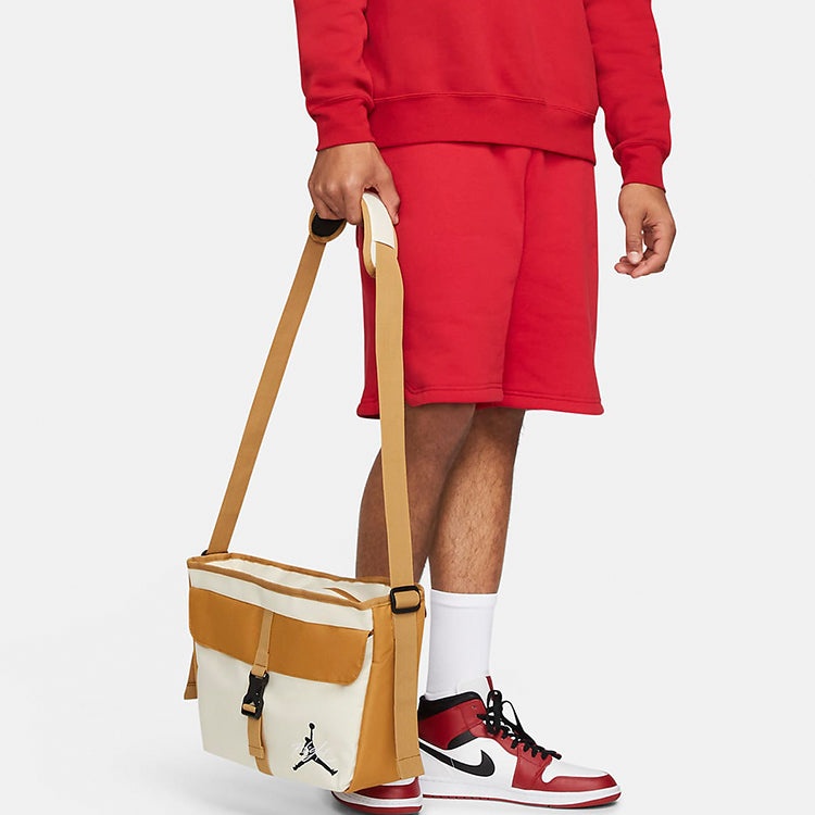 Air Jordan Printing Small Logo Buckle Splicing Contrasting Colors Shoulder Messenger Bag Yellow DV53 - 5