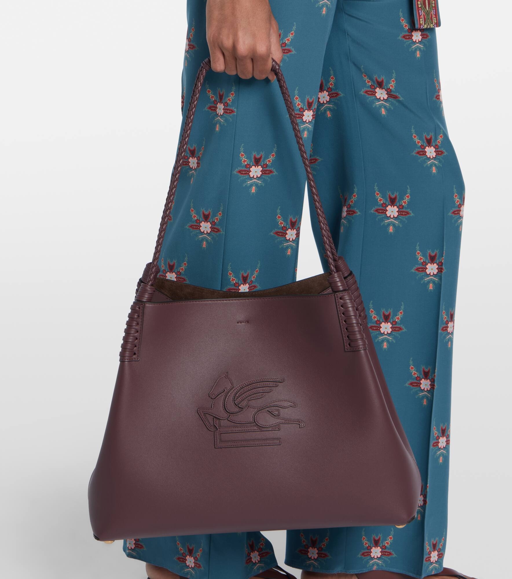 Libra Medium leather shoulder bag - 6
