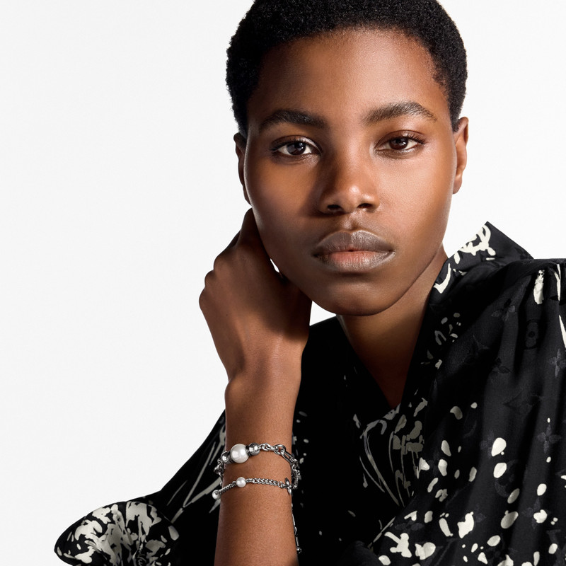 Midnight Pearl Bracelet 3